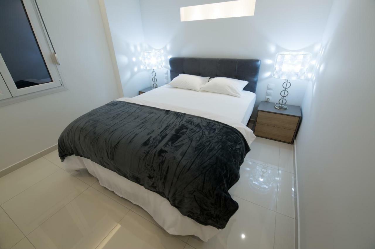 White Lux Apartment For 2 Vipgreece Atene Esterno foto